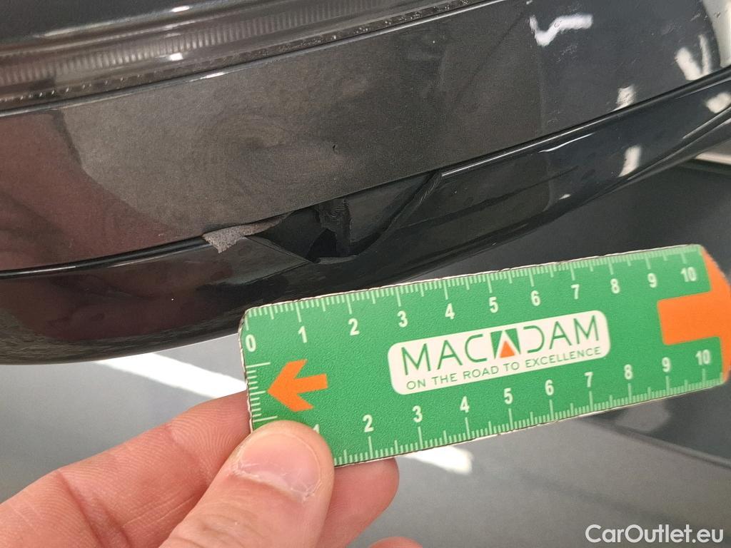  Bmw  Serie 3 BMW Série 3 Berline / 2018 / 4P / Berline 330e 292ch Business Design BVA8 Hybride #17