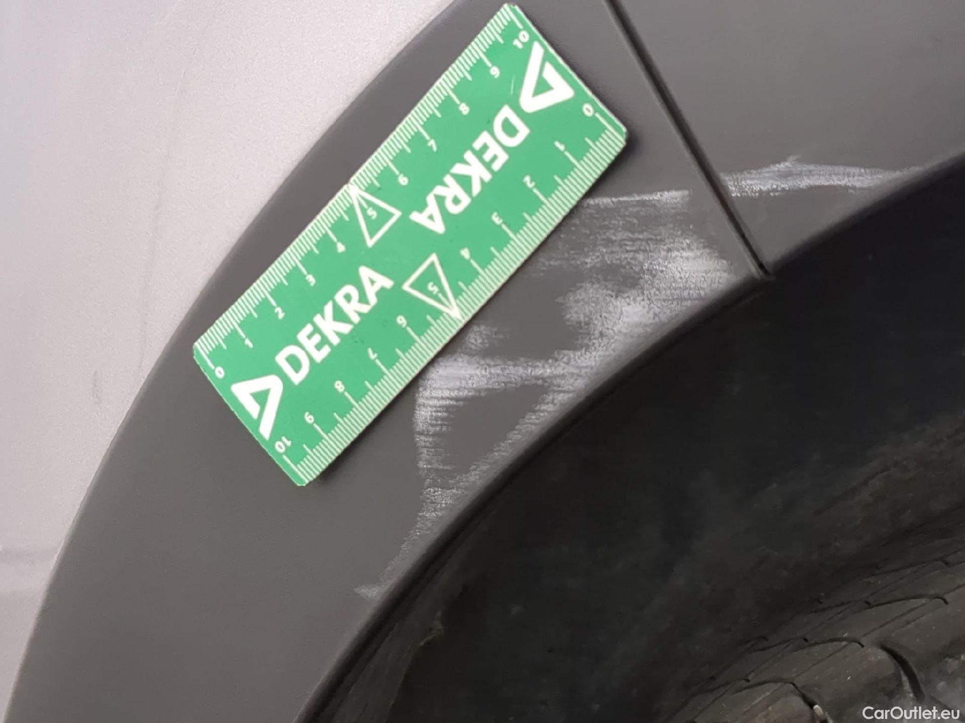  Citroen  C3  Shine Business 1.2 PureTech 80CV BVM5 E6d #7