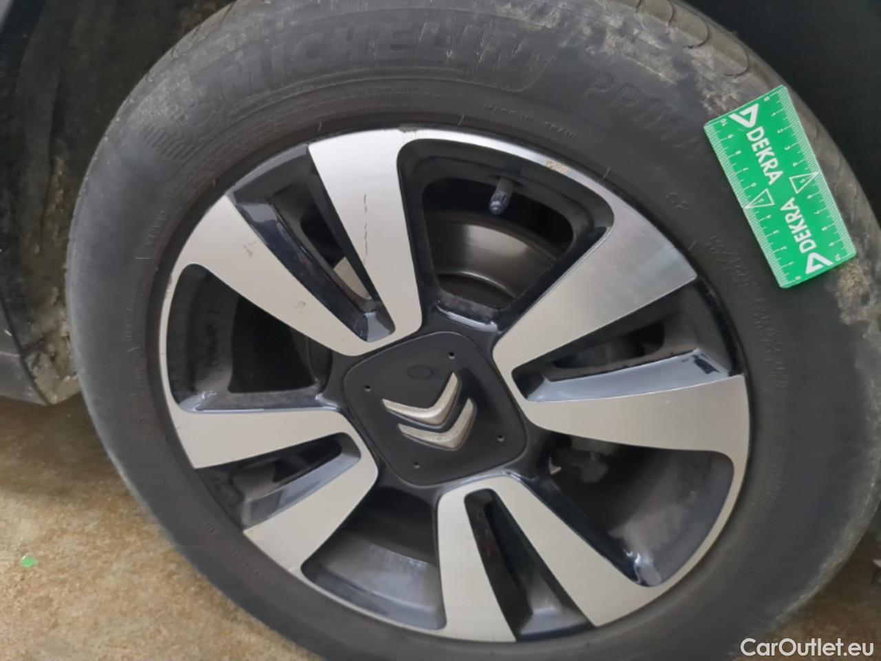  Citroen  C3  Shine Business 1.2 PureTech 80CV BVM5 E6d #4