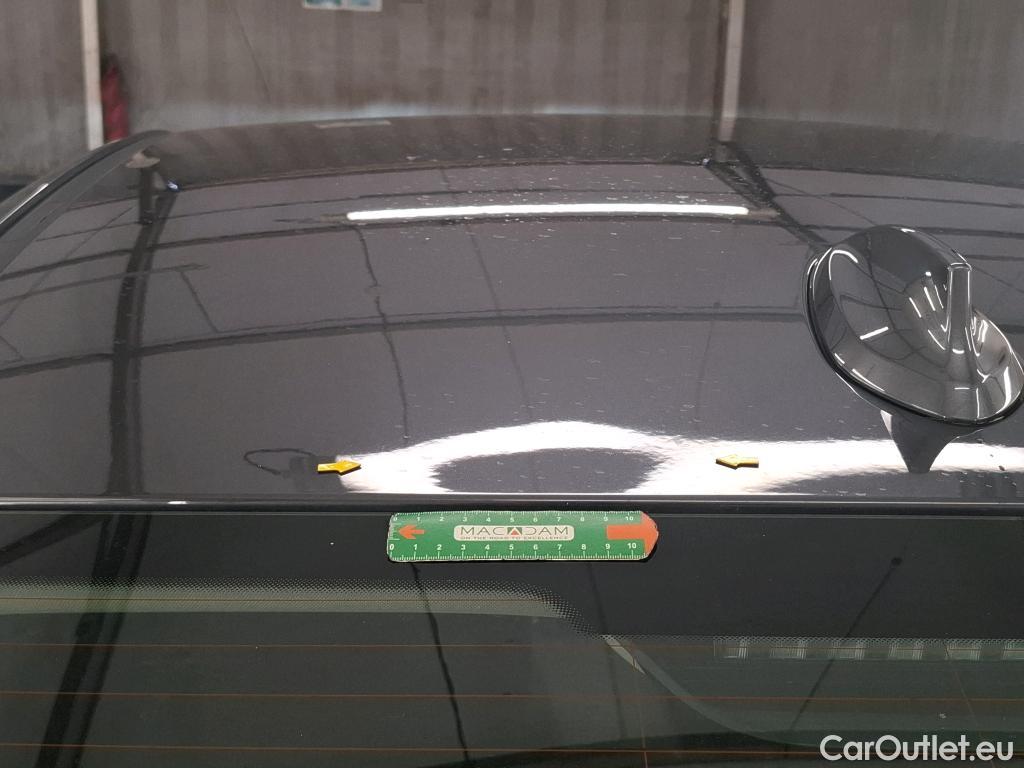  Bmw  Serie 3 BMW Série 3 Berline / 2018 / 4P / Berline 330e 292ch Business Design BVA8 Hybride #2