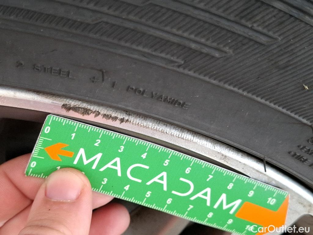  Bmw  X2 BMW  / 2017 / 5P / SUV sDrive20d Lounge BVA8 #17