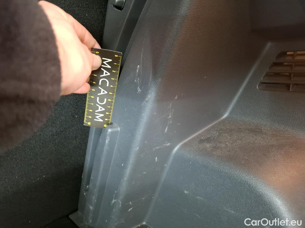  Hyundai  Bayon HYUNDAI  / 2021 / 5P / SUV 1.0 T-GDI 100 DCT- 7 HYB 48V CREATIVE #10