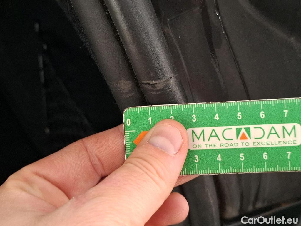  Bmw  X2 BMW  / 2017 / 5P / SUV sDrive18i Business DesignDKG7 #16