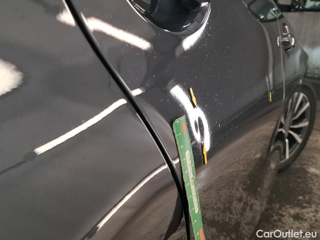  Bmw  Serie 3 BMW Série 3 Berline / 2018 / 4P / Berline 330e 292ch Business Design BVA8 Hybride #25