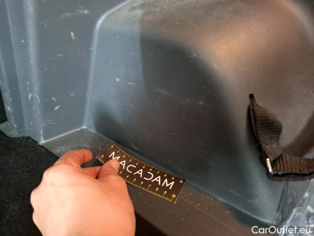  Hyundai  Bayon HYUNDAI  / 2021 / 5P / SUV 1.0 T-GDI 100 DCT- 7 HYB 48V CREATIVE #8