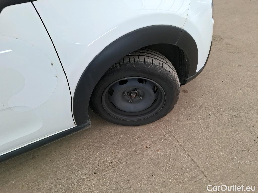  Citroen  C3  Feel 1.2 PureTech 80CV BVM5 E6d #13