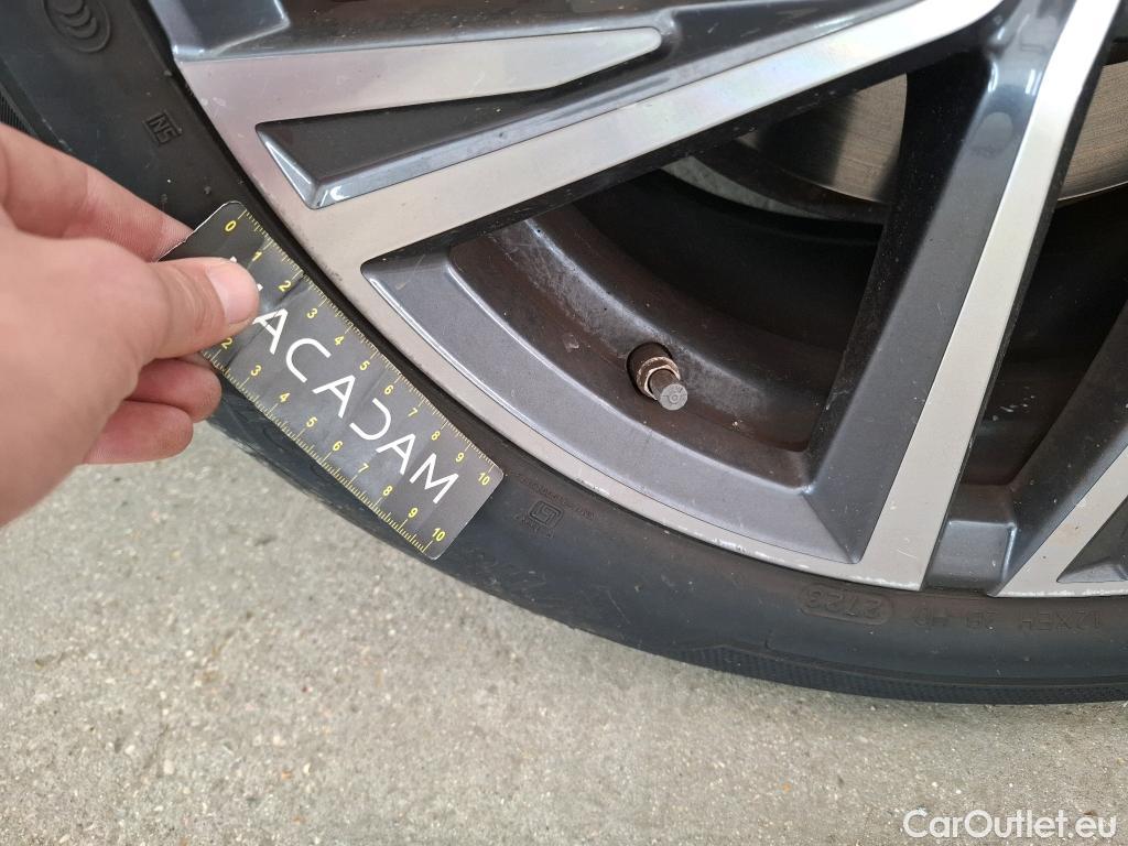  Bmw  Serie 4 BMW i4  2021  5P  Berline eDrive40 340ch Business Design #28