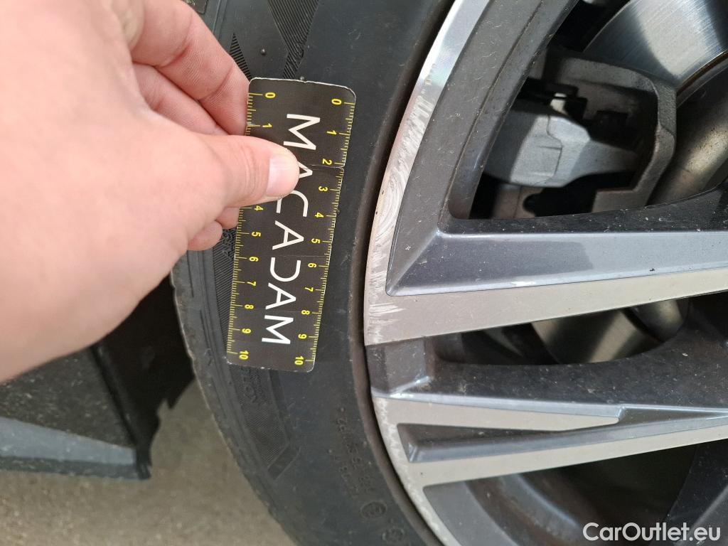  Bmw  Serie 4 BMW i4  2021  5P  Berline eDrive40 340ch Business Design #13