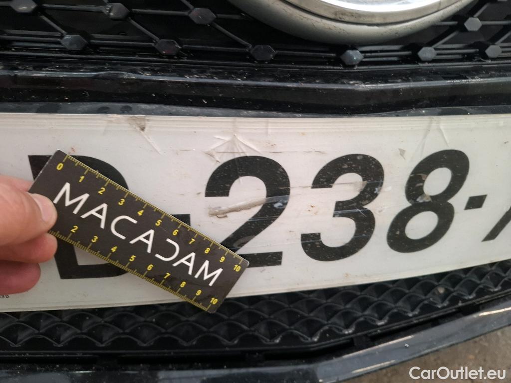  Mercedes  A-Klasse MERCEDES-BENZ Classe A Compact / 2018 / 5P / Berline A 200 d Business Line 8G-DCT #54