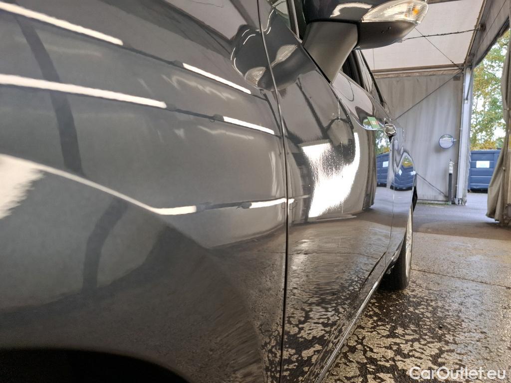  Nissan  Micra NISSAN   2016  5P  Berline IGT 92 Business Edition #6