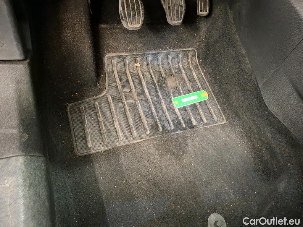  Peugeot  2008  Allure Business 1.5 HDi 110CV BVM6 E6d #11