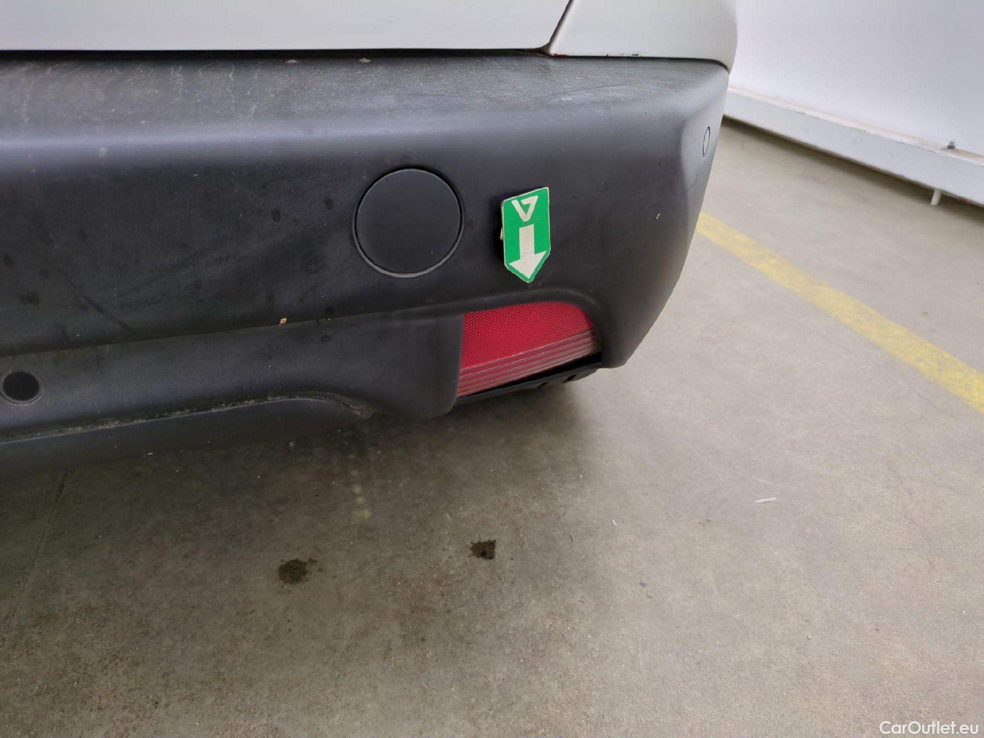  Peugeot  2008  Active Business 1.5 HDi 100CV BVM5 E6dT #37