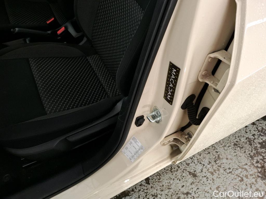  Nissan  Micra NISSAN  / 2016 / 5P / Berline IG-T 92 Acenta #5