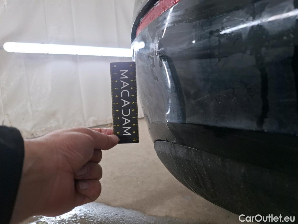  Mercedes  A-Klasse MERCEDES-BENZ Classe A Compact / 2018 / 5P / Berline A 200 d Business Line 8G-DCT #4