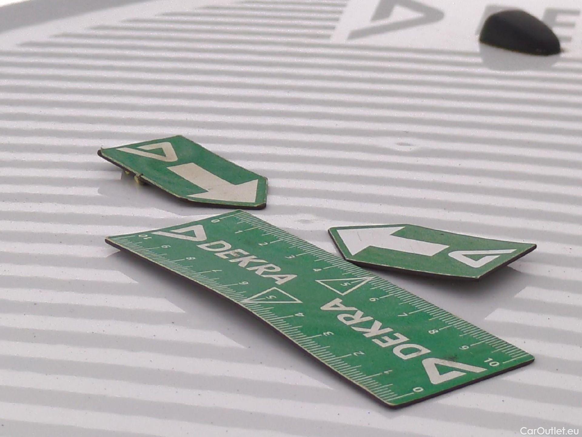  Peugeot  2008  Active Business 1.5 HDi 100CV BVM5 E6dT #22