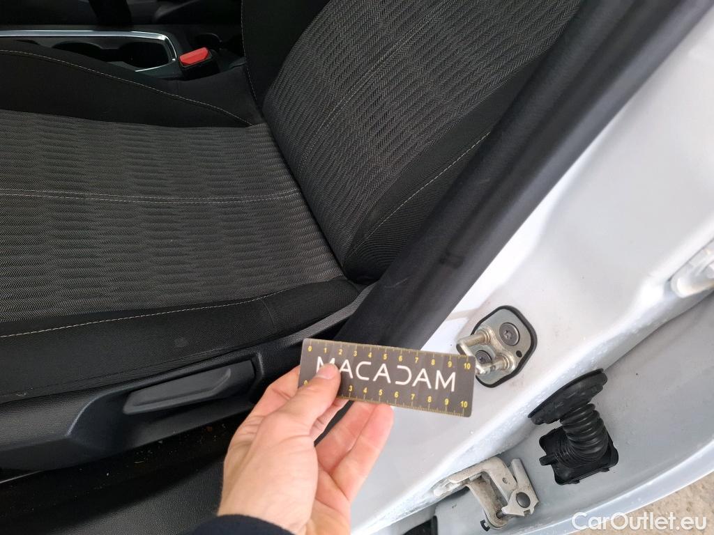  Opel  Corsa  F e Edition 50kWh BVA #24