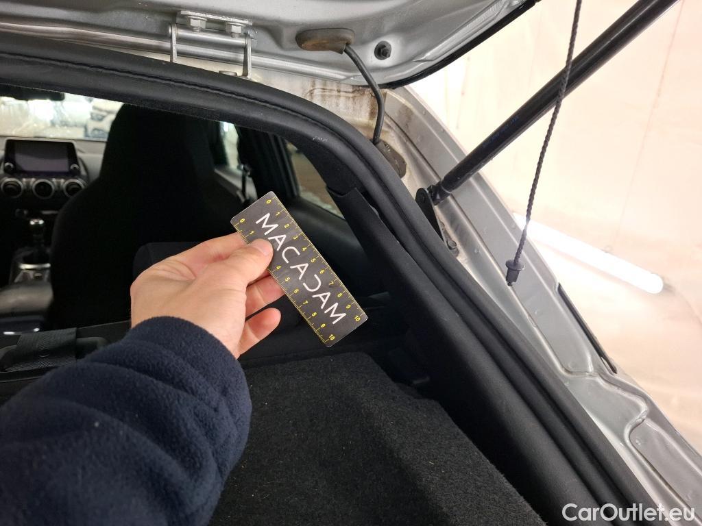  Nissan  Juke NISSAN  / 2019 / 5P / Crossover DIG-T 114 BVM6 Business+ #48