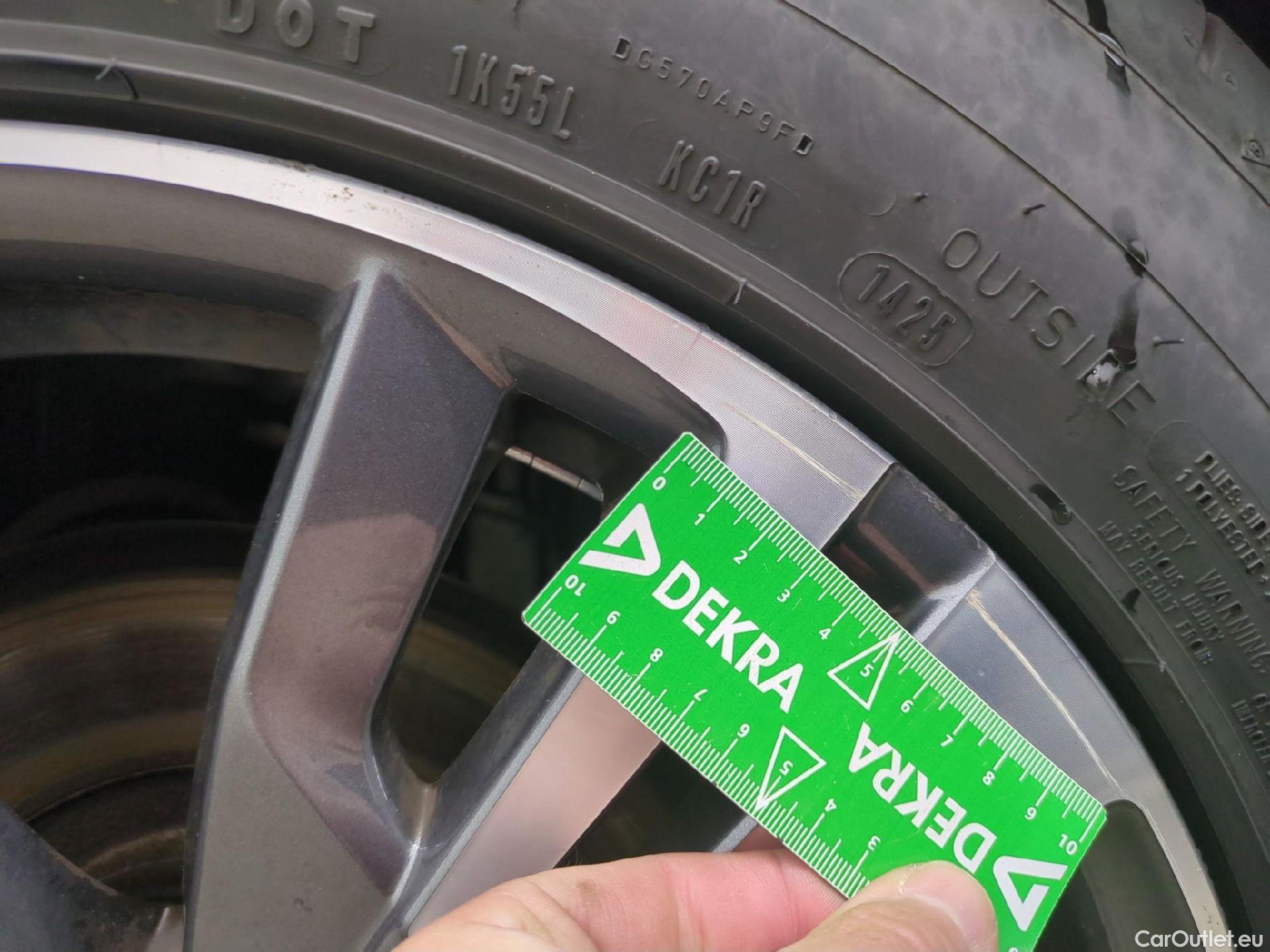  Peugeot  5008  Allure Pack 1.5 HDi 130CV BVA8 7 Sieges E6d #22