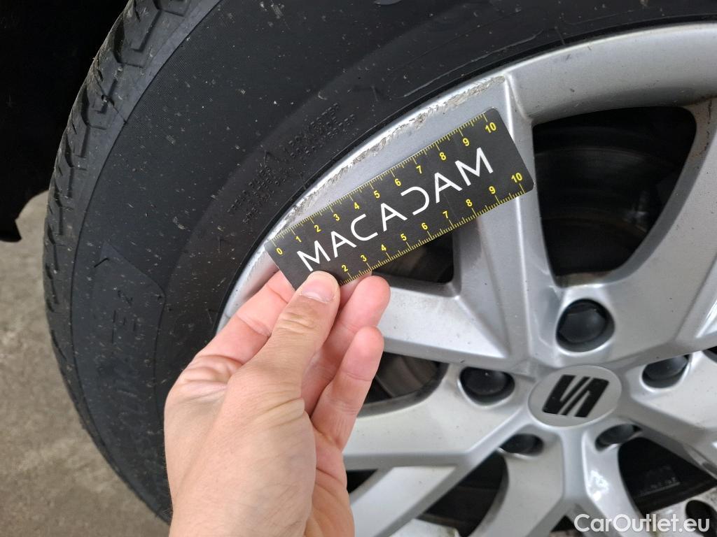  Seat  Leon SEAT  / 2020 / 5P / Berline 2.0 TDI 150 DSG S&S Style Business #6