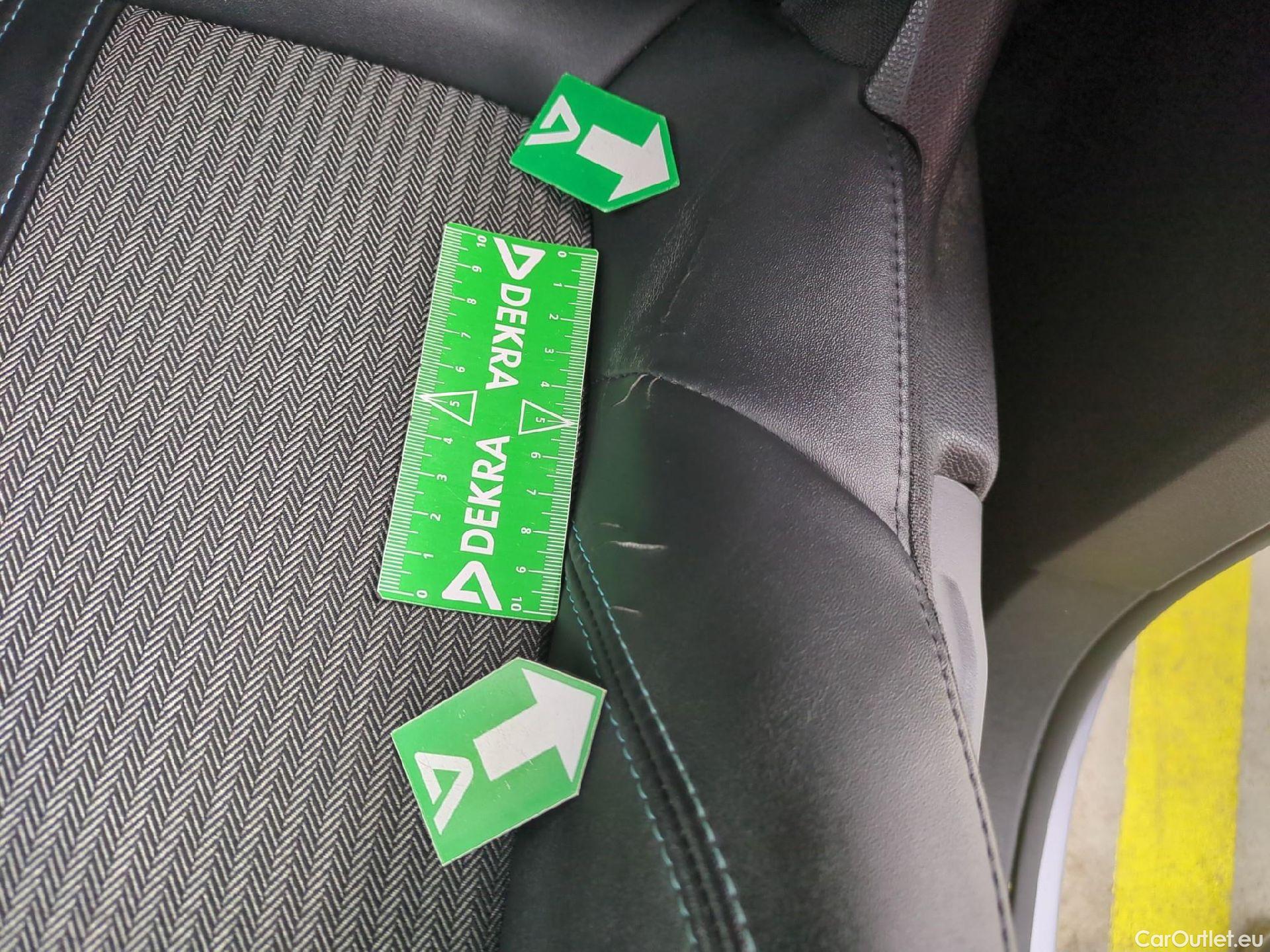  Peugeot  5008  Allure Pack 1.5 HDi 130CV BVA8 7 Sieges E6d #8