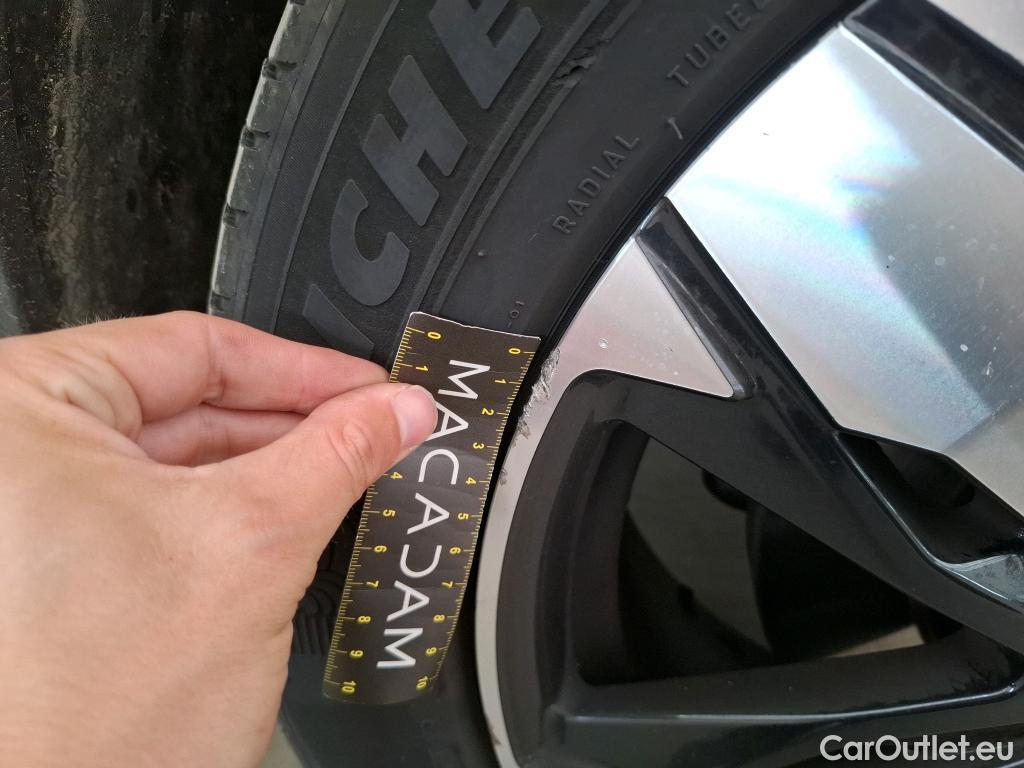  Peugeot  5008  Active Business 1.2 PureTech 130CV BVA8 E6d #81