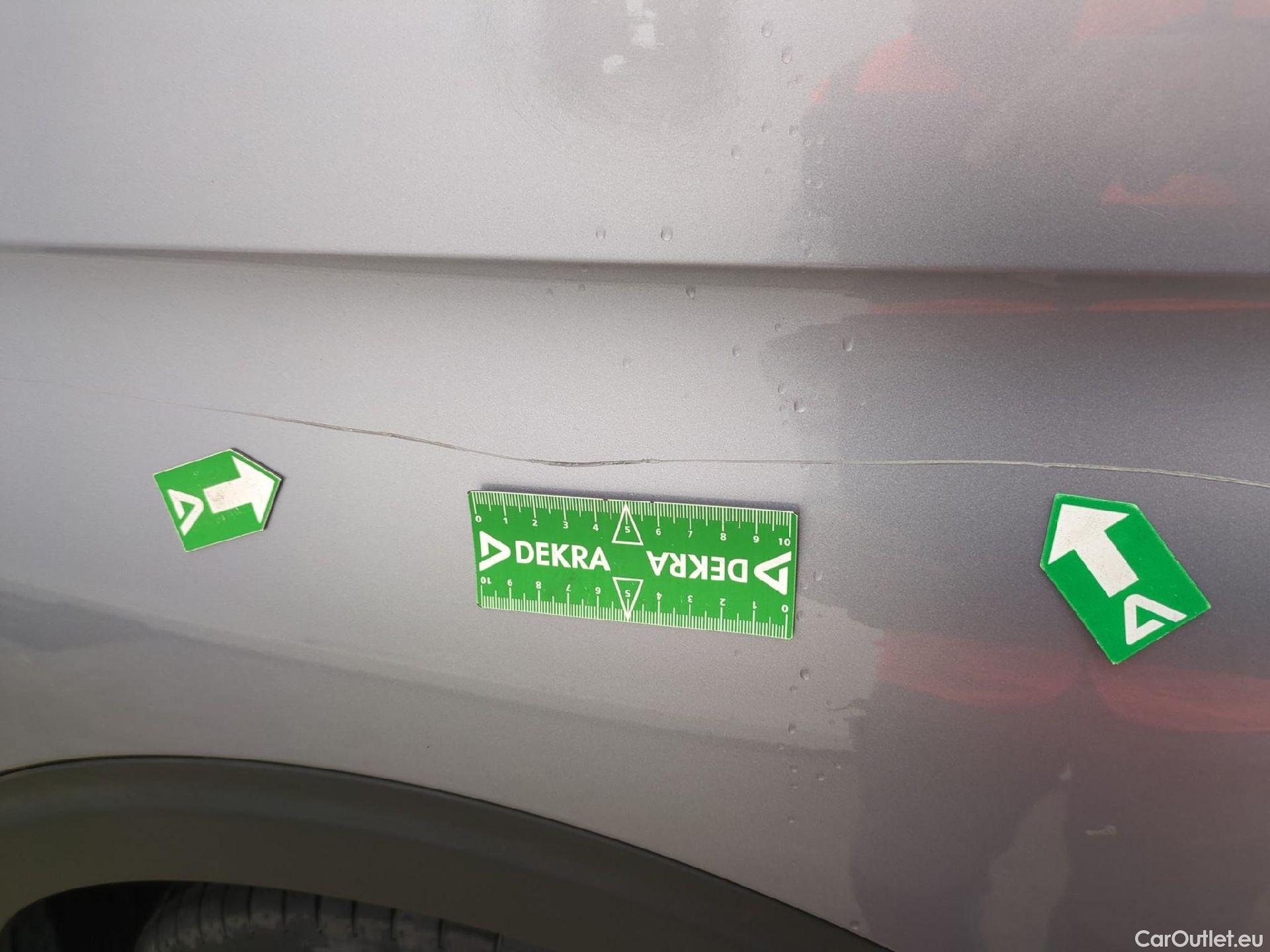  Peugeot  5008  Allure Pack 1.5 HDi 130CV BVA8 7 Sieges E6d #45