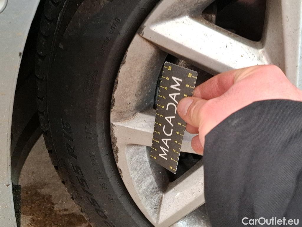  Seat  Leon SEAT  Sportstourer / 2020 / 5P / Break 2.0 TDI 150 DSG S&S Style Business #19