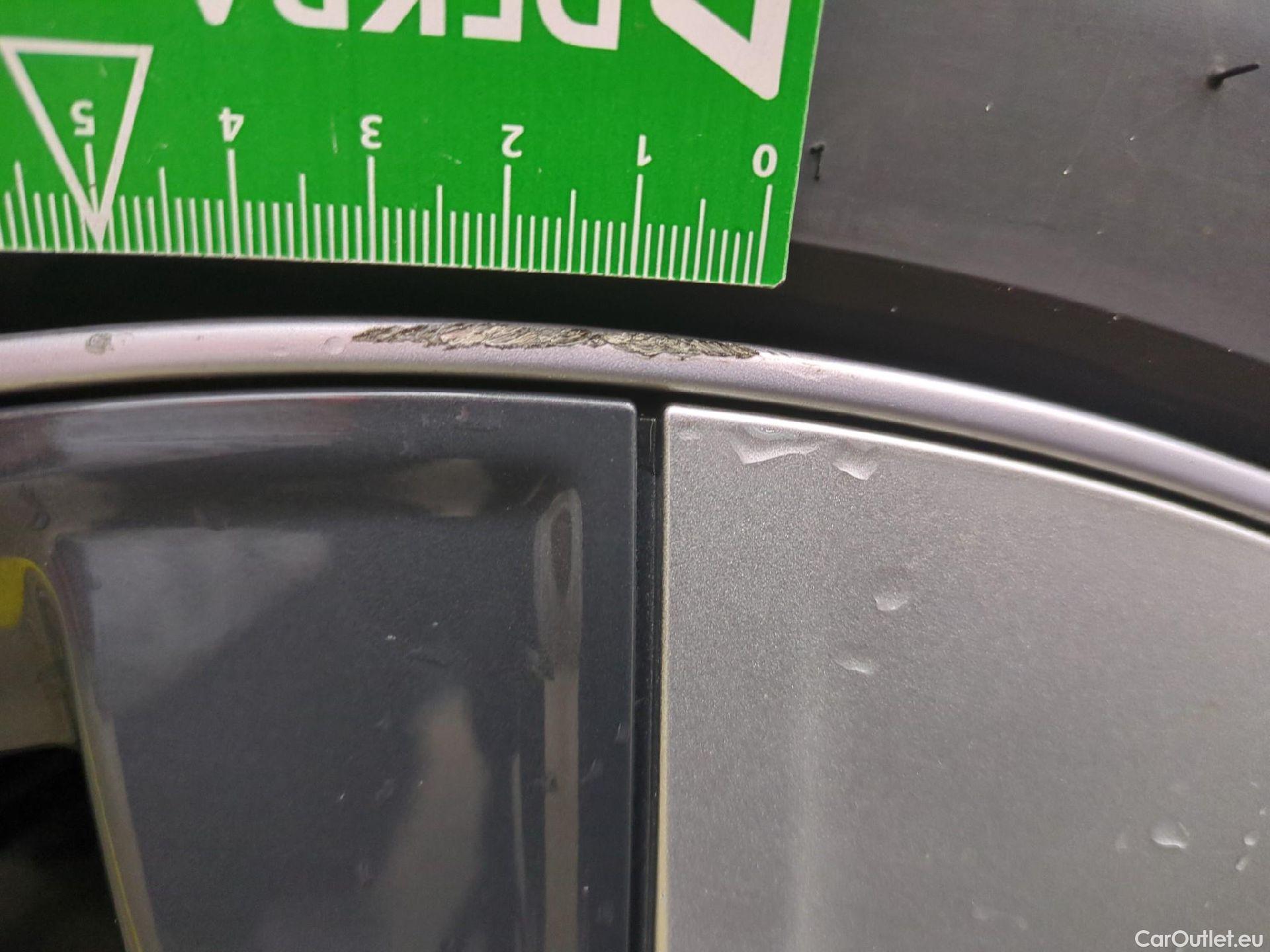  Tesla  Model Y TESLA  / 2021 / 5P / SUV RWD #2