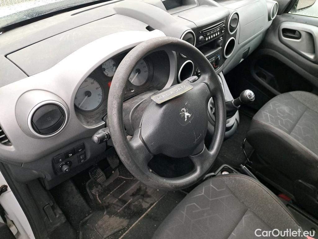  Peugeot  Partner PEUGEOT  Tepee / 2015 / 5P / monospace Puretech 110 S&S Active #45