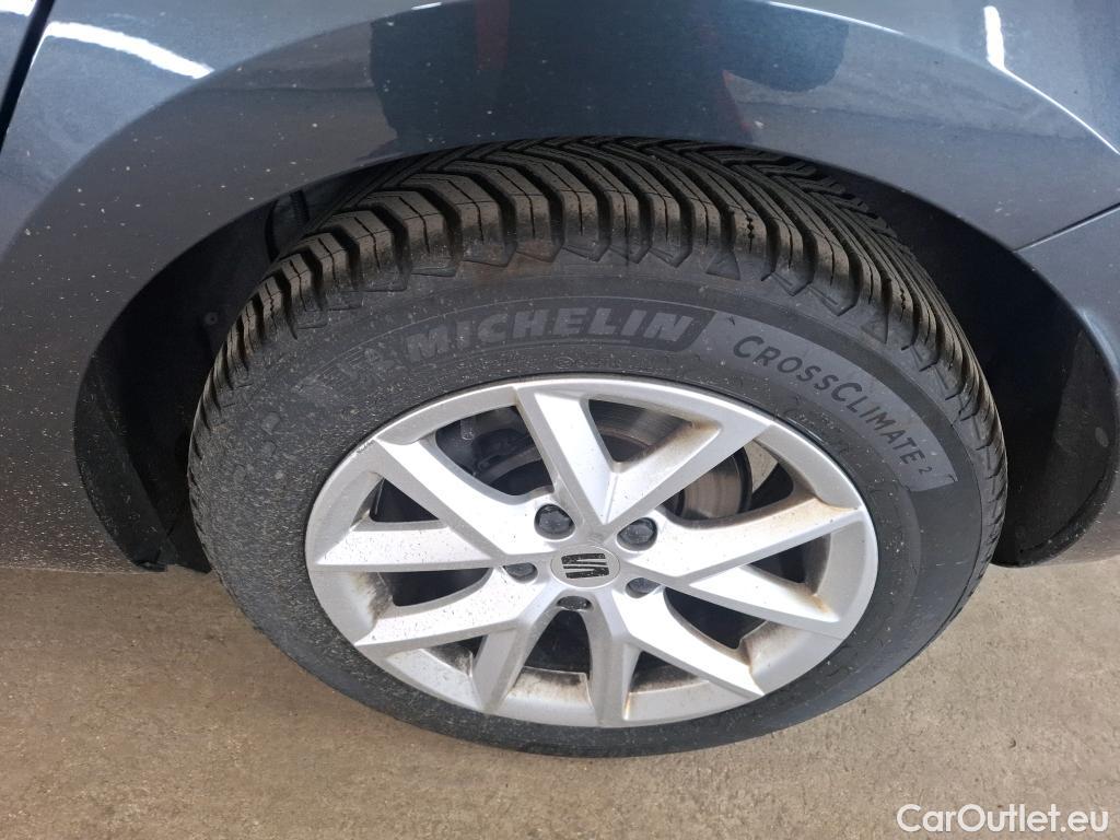  Seat  Leon SEAT  / 2020 / 5P / Berline 2.0 TDI 150 DSG S&S Style Business #19