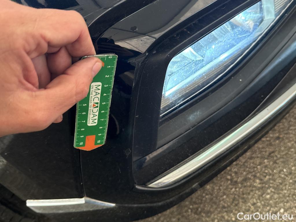  Volkswagen  Passat VOLKSWAGEN  / 2019 / 4P / Berline 2.0 TDI EVO SCR 200 4WD DSG7 R LINE #17