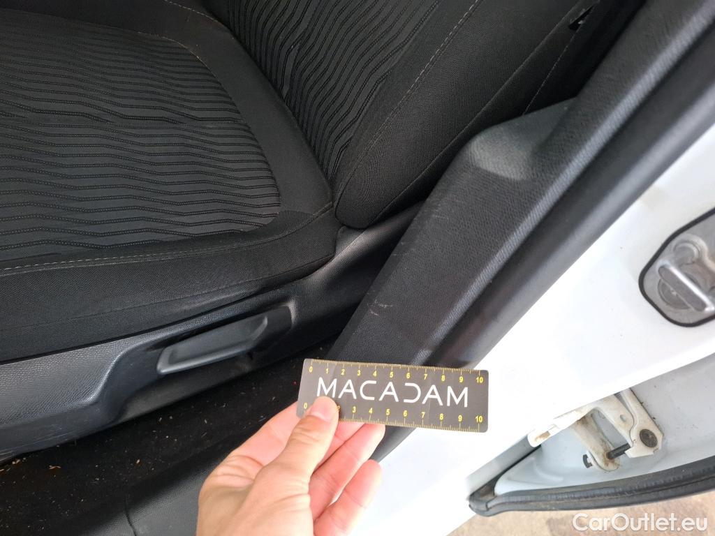  Peugeot  308  Premium Pack 1.6 HDi 100CV BVM5 E6 #40