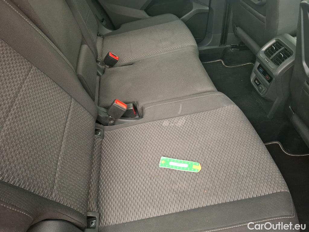  Volkswagen  Tiguan VOLKSWAGEN  Allspace / 2017 / 5P / SUV 2.0 TDI 150 DSG7 Confortline #11