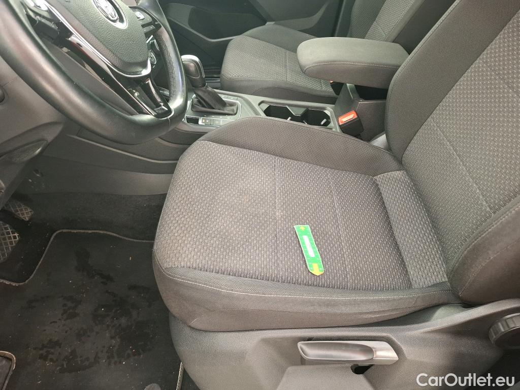  Volkswagen  Tiguan VOLKSWAGEN  Allspace / 2017 / 5P / SUV 2.0 TDI 150 DSG7 Confortline #12