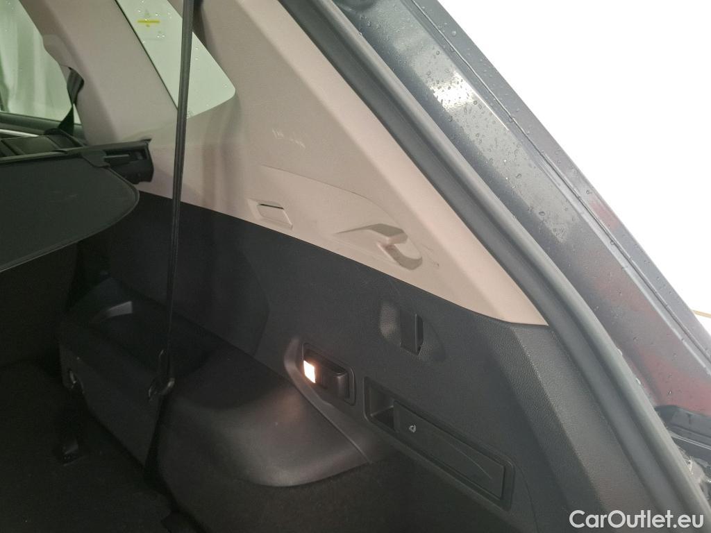  Volkswagen  Tiguan VOLKSWAGEN  Allspace / 2017 / 5P / SUV 2.0 TDI 150 DSG7 Confortline #7