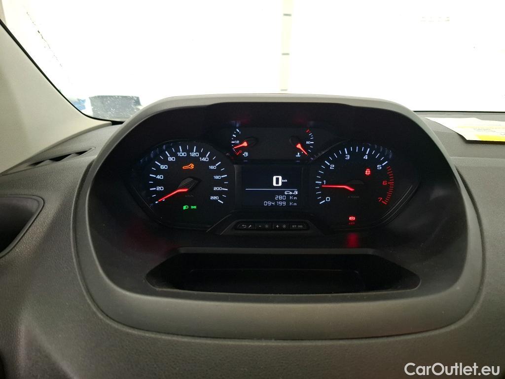  Peugeot  Partner PEUGEOT  / 2018 / 4P / Fourgonnette Taille M 650kg PureTech 110 S&S BVM6 #11