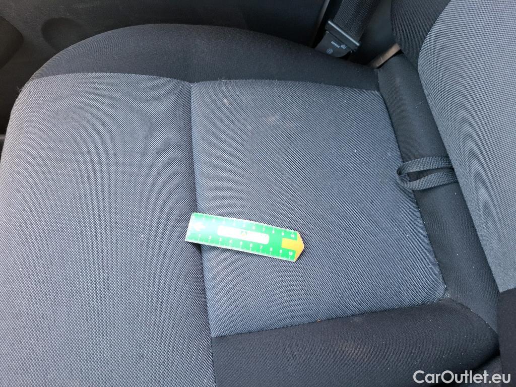  Renault  Master RENAULT  VU 4p Fourgon FG GCf Trac F3500 L2H2 Energy dCi 145 E6 #34