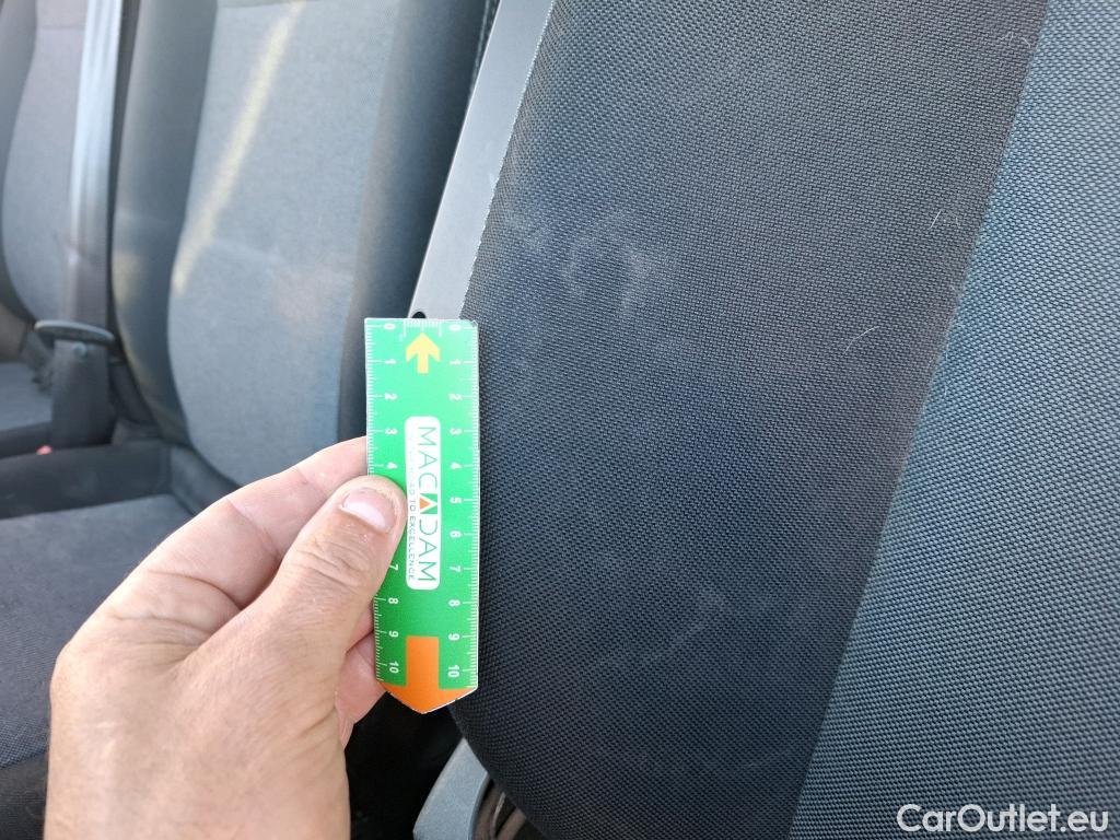  Renault  Master RENAULT  VU 4p Fourgon FG GCf Trac F3500 L2H2 Energy dCi 145 E6 #36