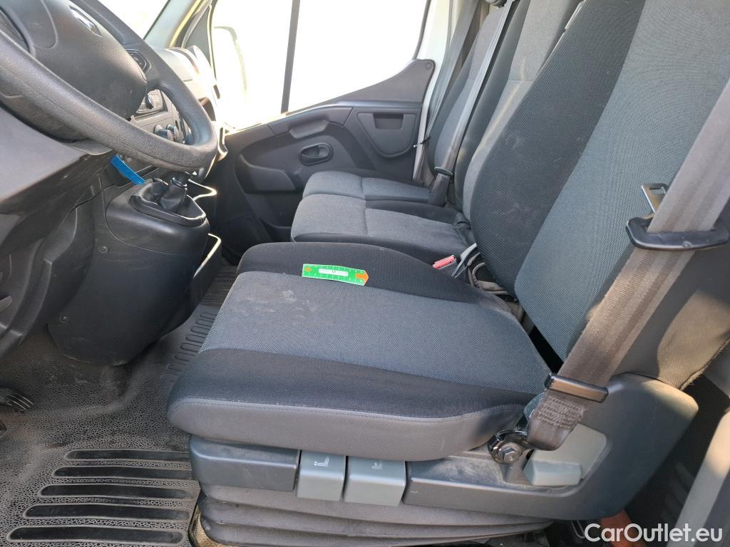  Renault  Master RENAULT  VU 4p Fourgon FG GCf Trac F3500 L2H2 Energy dCi 145 E6 #31