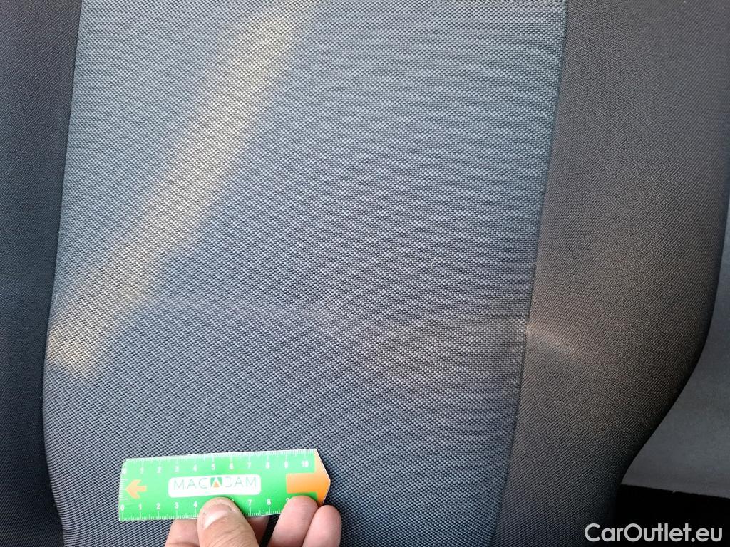  Renault  Master RENAULT  VU 4p Fourgon FG GCf Trac F3500 L2H2 Energy dCi 145 E6 #35