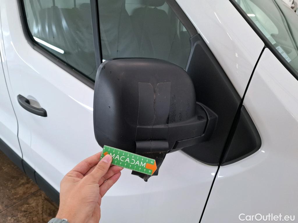  Renault  Trafic  Furgon Grand Confort L1H1 1200 1.6 dCi 120CV BVM6 E6 #13