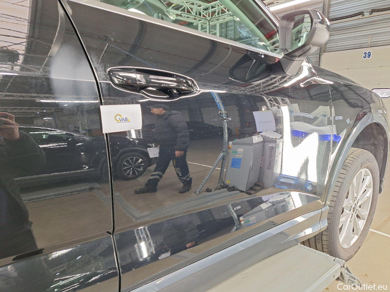  Audi  Q3 Audi,  SB '19, Audi  Sportback 35 TDI S tronic Bus. Ed. Attract #13