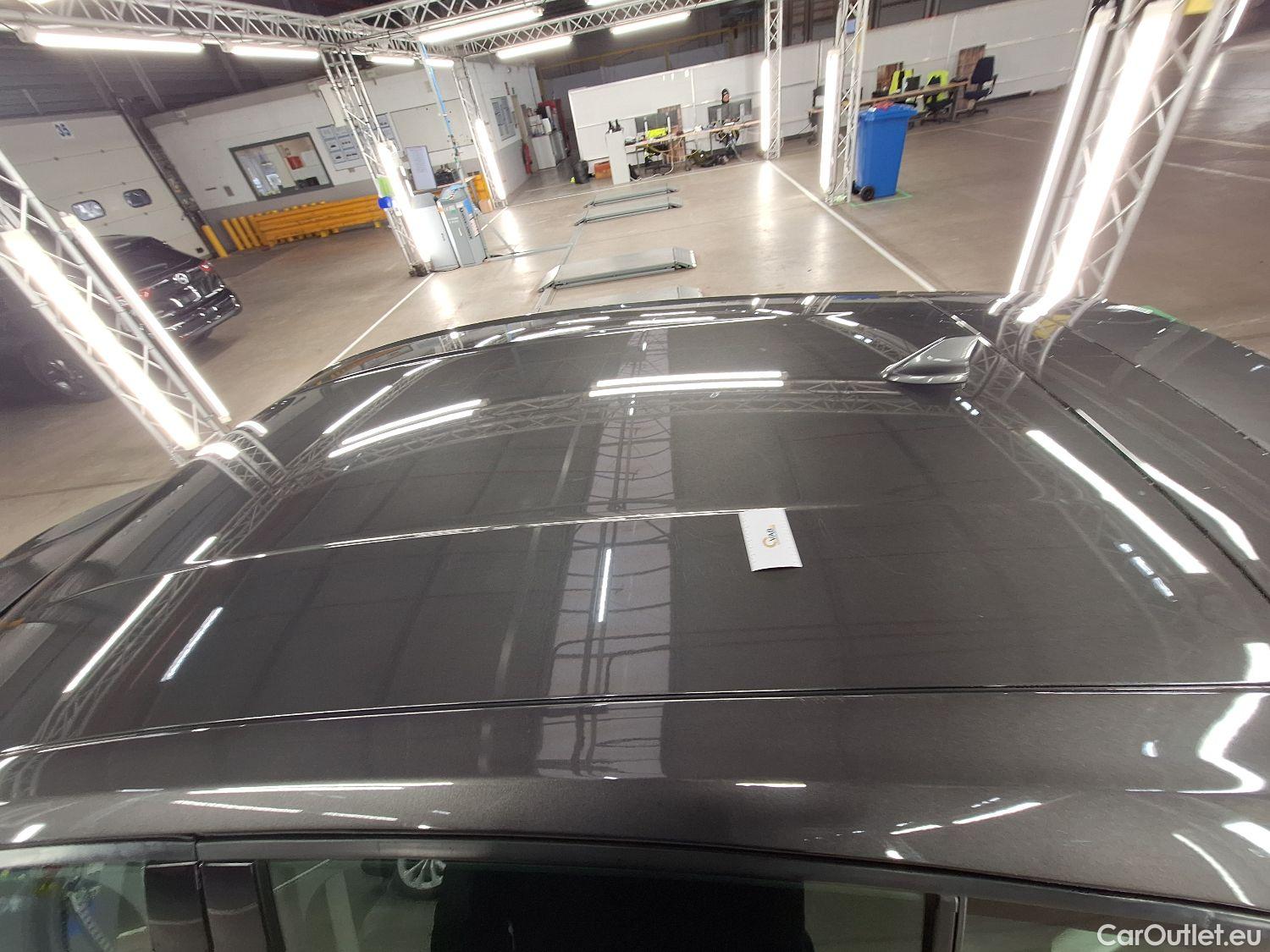  Ford  Focus Ford,  '18, Ford  1.0i EcoB. 74kW Connected 5d #24