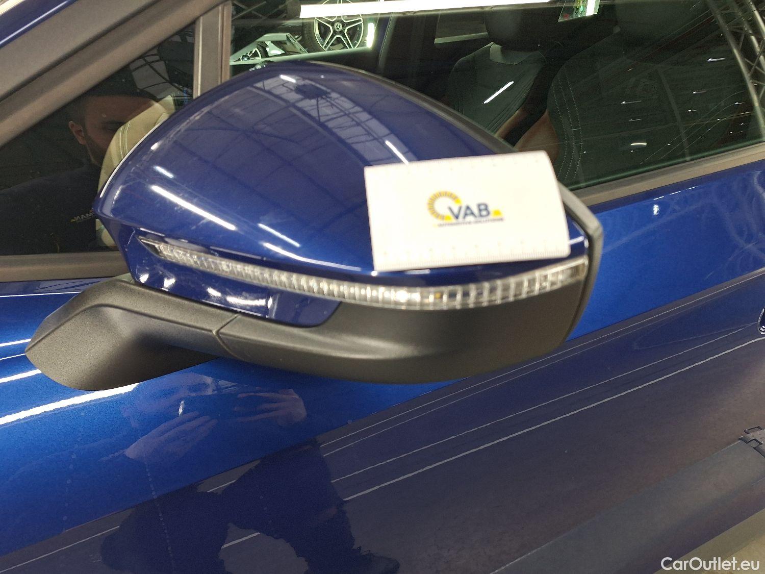  Volkswagen  ID.4 VW,  '20 BEV, Volkswagen  77 kWh - Business 5d #16