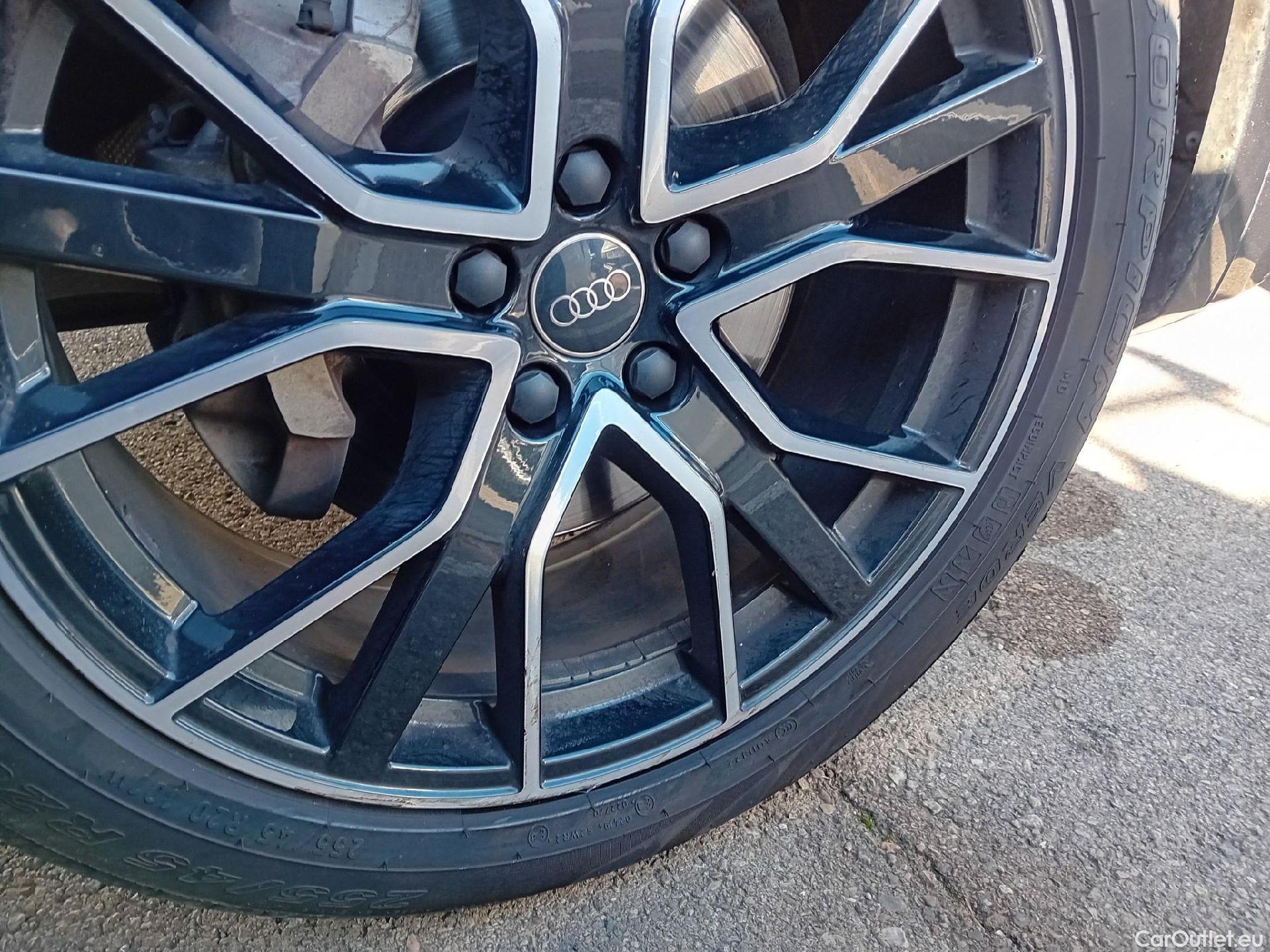  Audi  Q5 AUDI  / 2020 / 5P / todoterreno Black line 40 TDI 150kW quattro-ultra #34