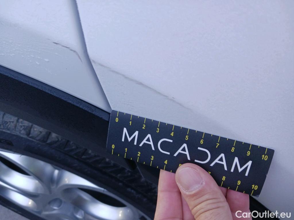  Alfa Romeo  TONALE Alfa Romeo  / 2022 / 5P / todoterreno 1.5 MHEV GASOLINA 130 CV SPRINT FWD #9