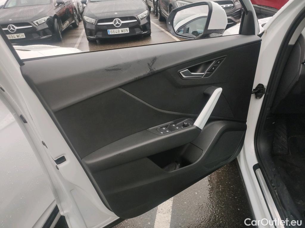  Audi  Q2 AUDI  / 2016 / 5P / todoterreno Design 30 TFSI 85kW (116CV) #9