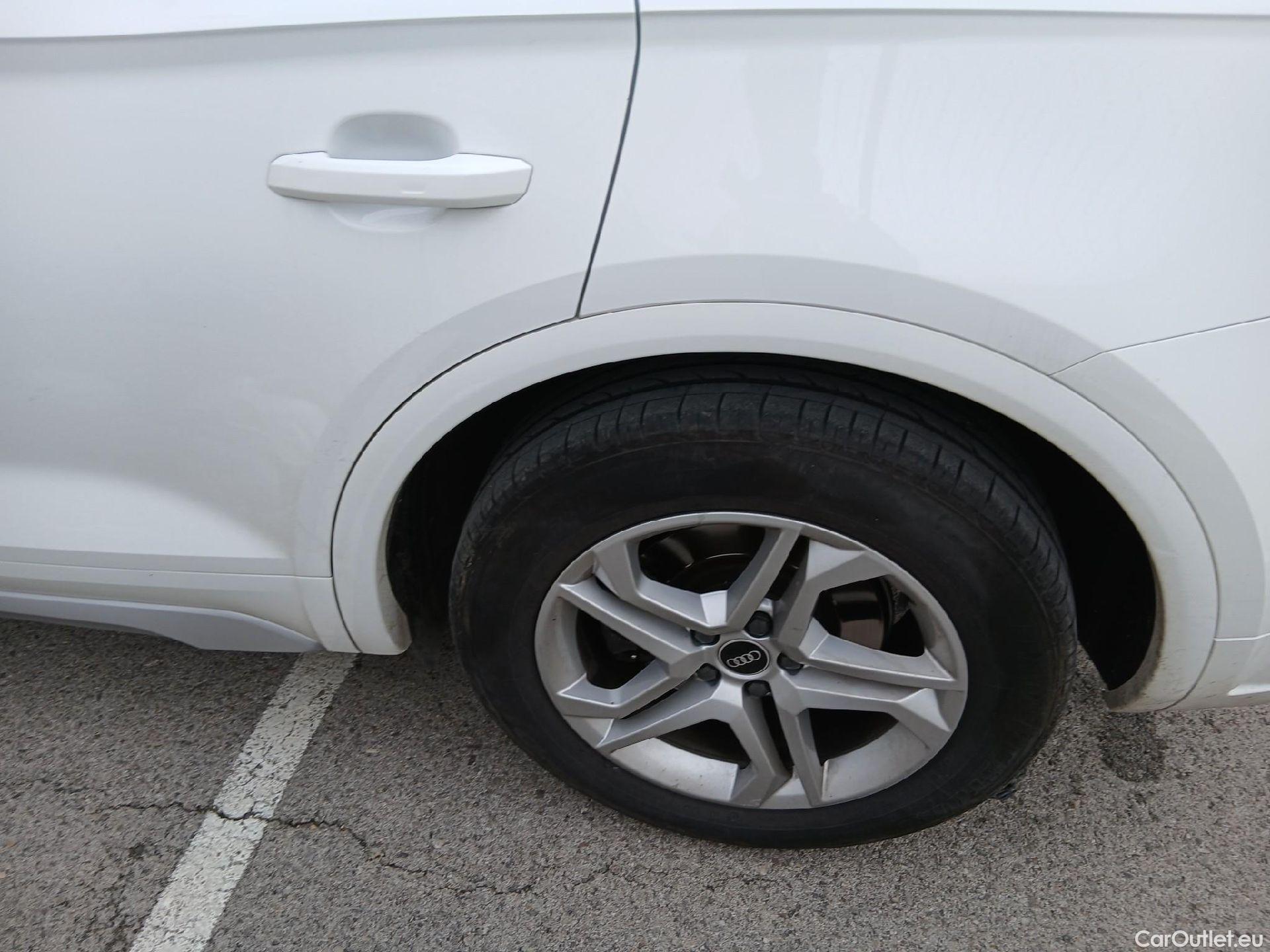  Land Rover  Discovery AUDI Q5 / 2020 / 5P / todoterreno Advanced 35 TDI 120kW S tronic (AC2) #23