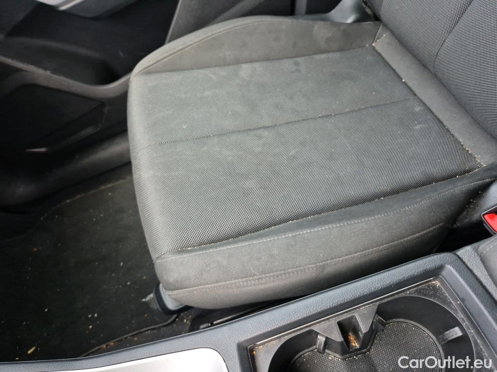  Audi  Q3 AUDI  / 2018 / 5P / todoterreno 45 TFSI e 180kW S tronic Advanced #24