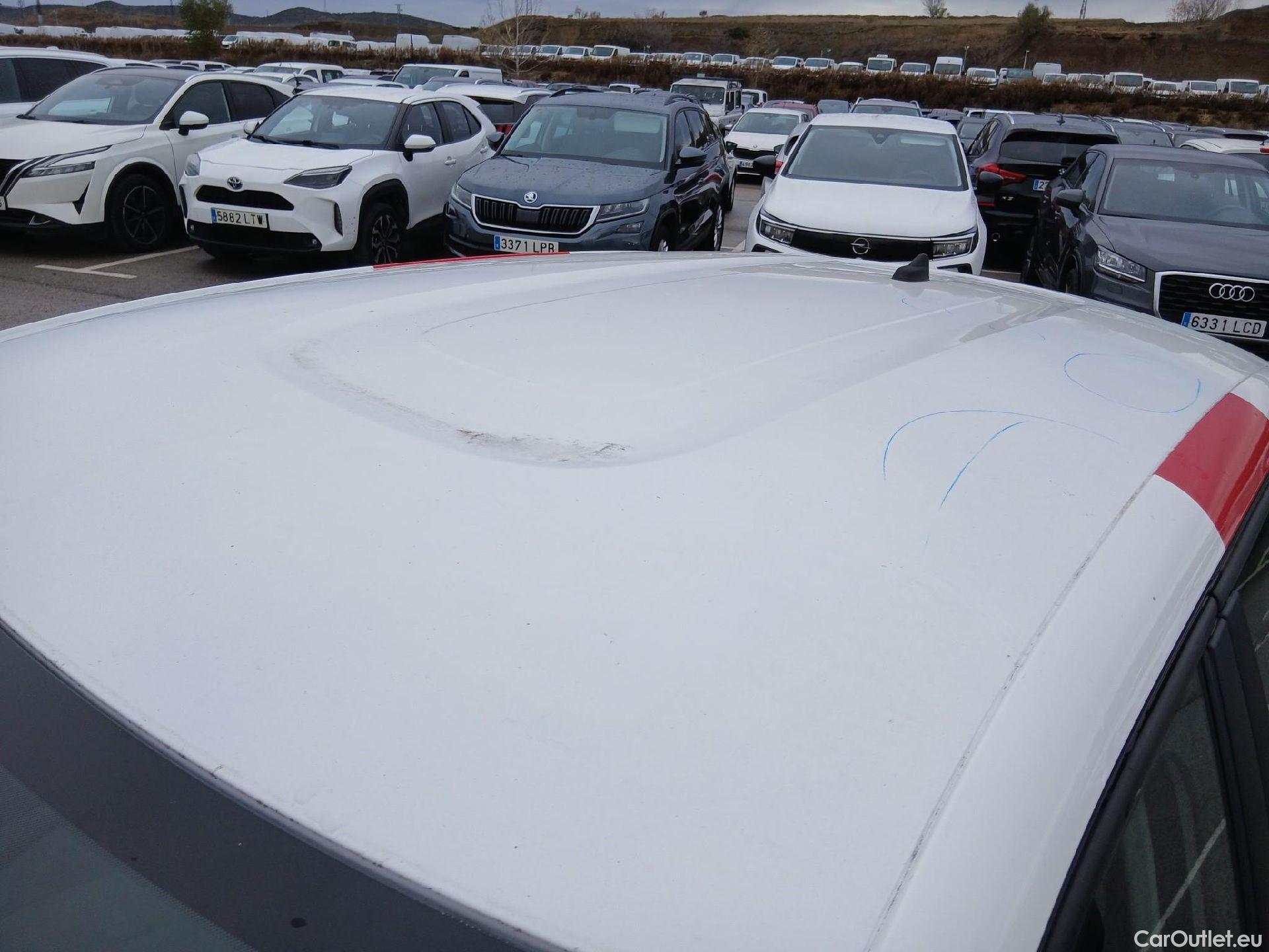  Citroen  C3 CITROEN  / 2020 / 5P / berlina con portón BlueHDi 75KW (100CV) S&S FEEL #21